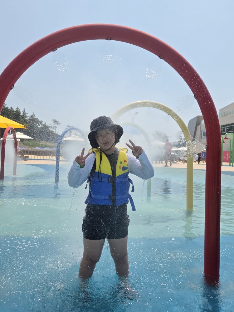 8f18c8d049540525c5c7cff956babde3_1786165942_0555.jpg